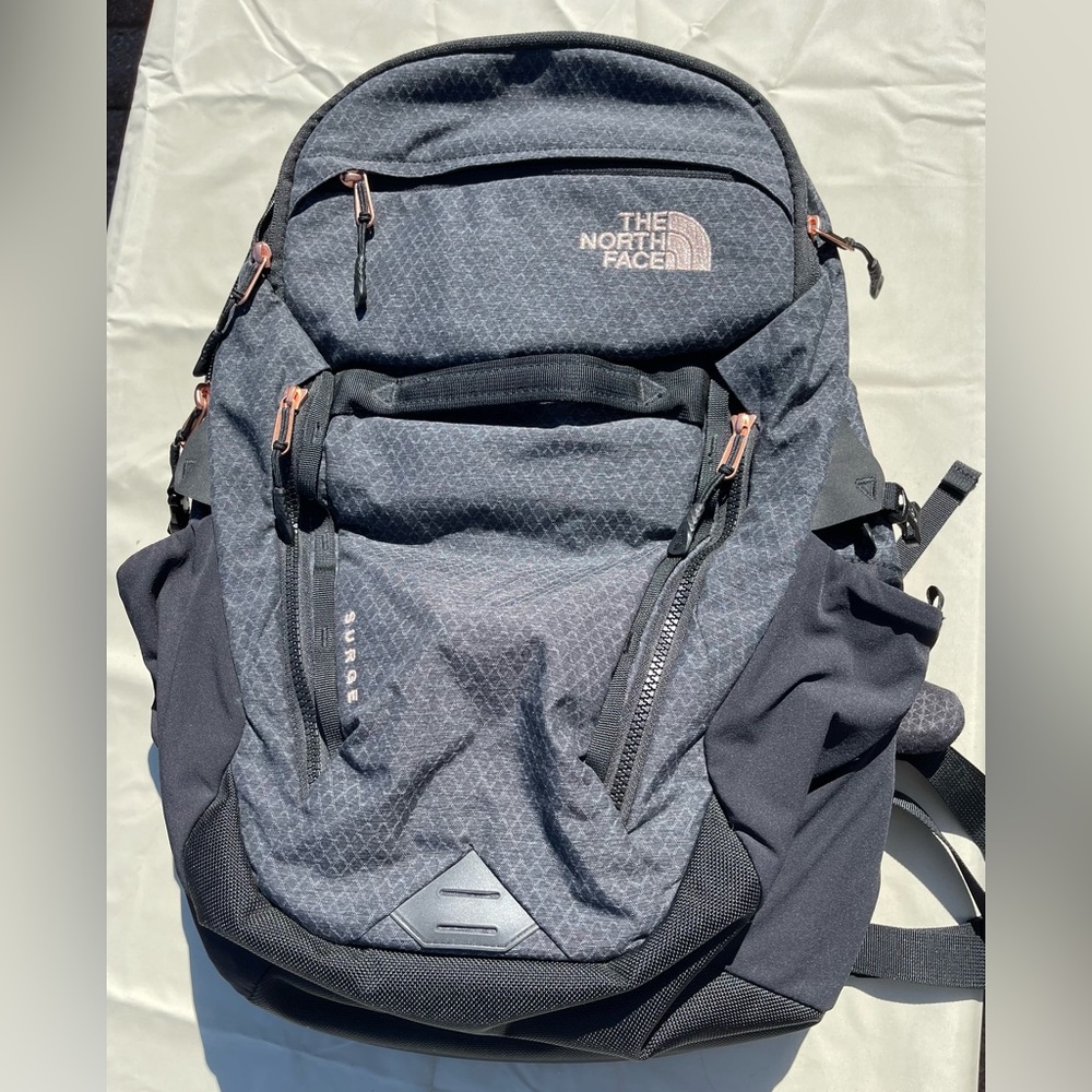 North Face Women’s Surge A3KUE Backpack